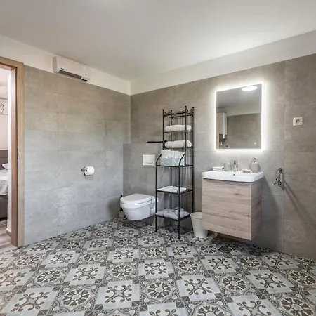Prázdninový dům Luxurious In With Sauna Umag