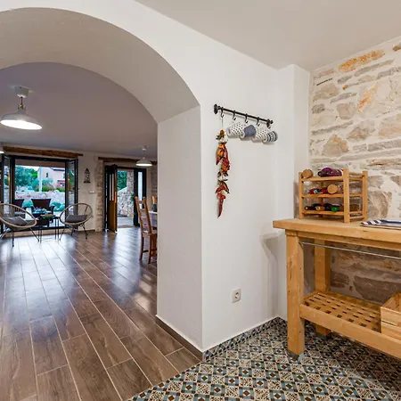 Luxurious In With Sauna * Umag