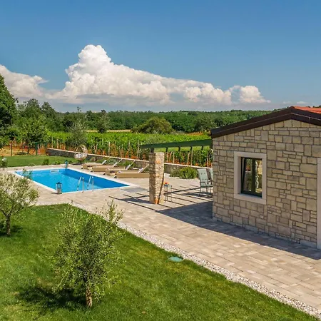 Prázdninový dům Luxurious In With Sauna *
