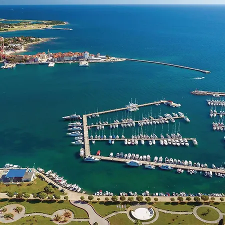 Prázdninový dům Luxurious In With Sauna Umag